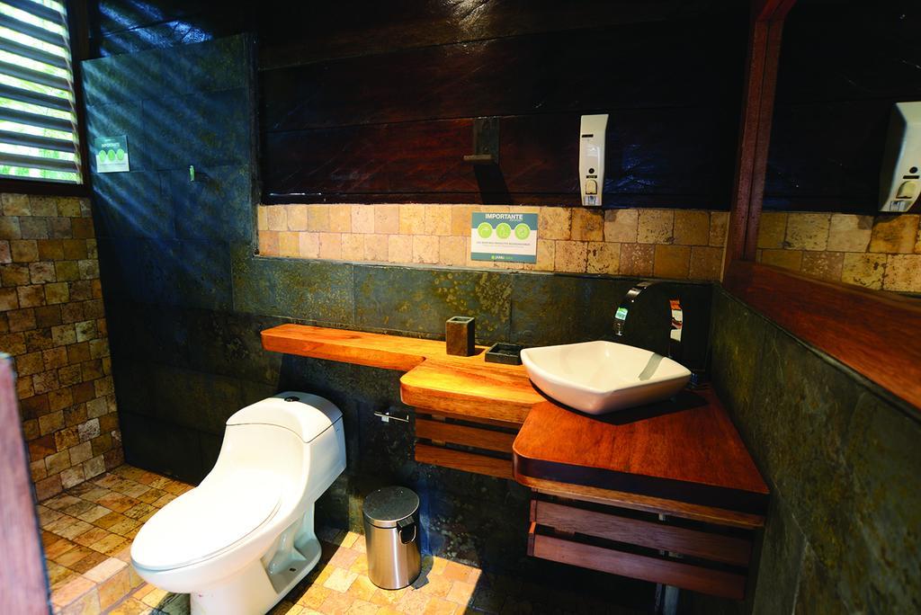 Puerto Montufar Jamu Lodge المظهر الخارجي الصورة