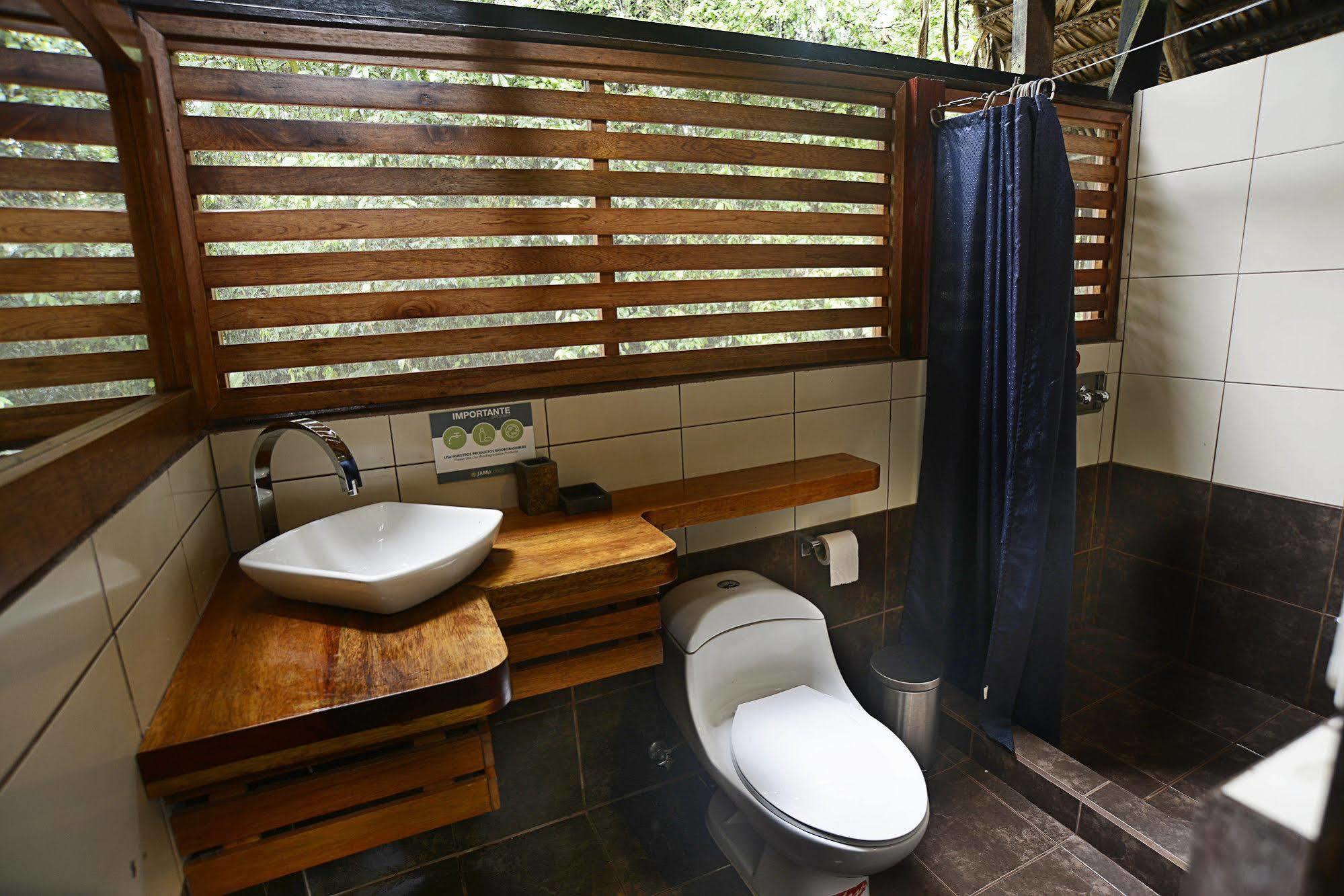 Puerto Montufar Jamu Lodge المظهر الخارجي الصورة